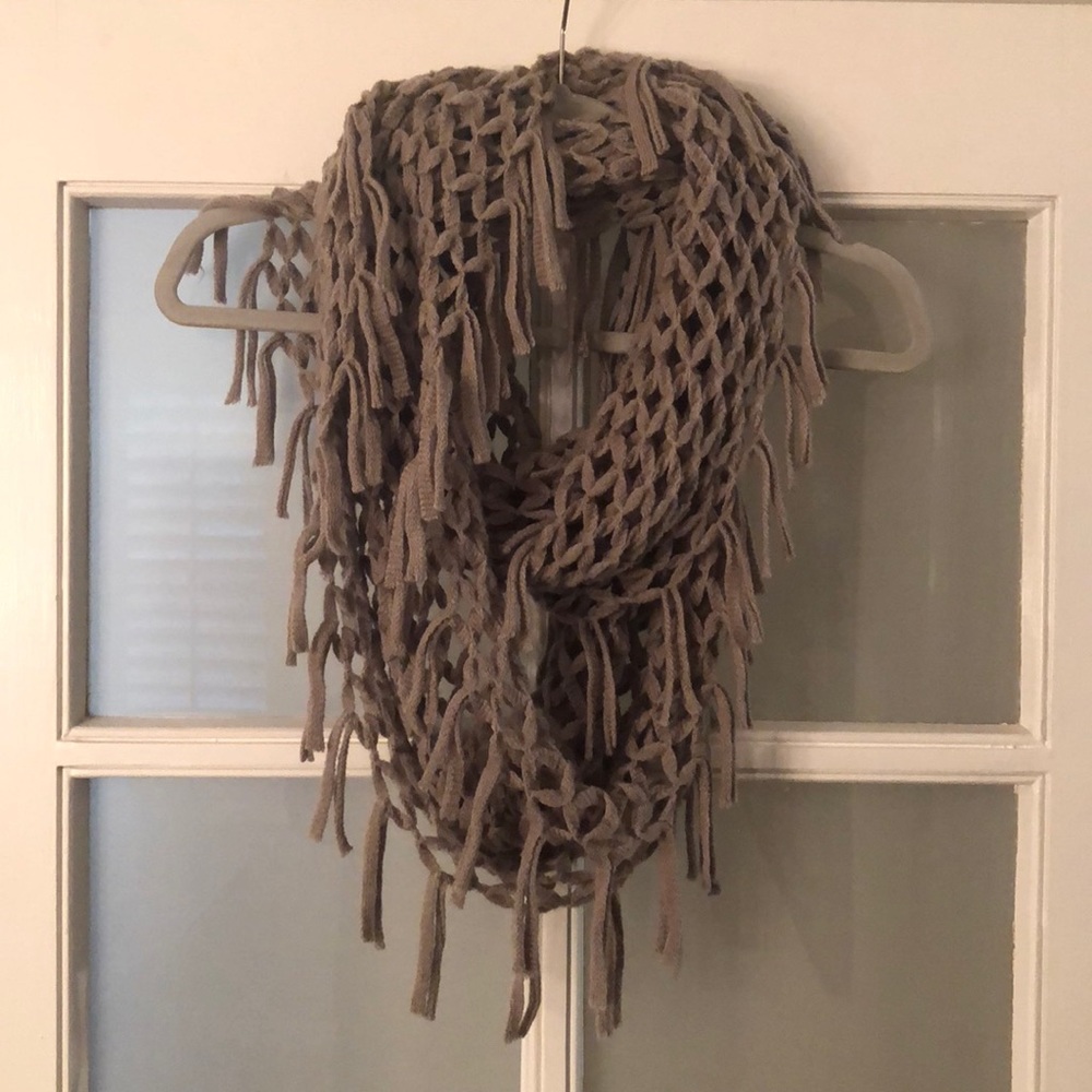 Gray scarf